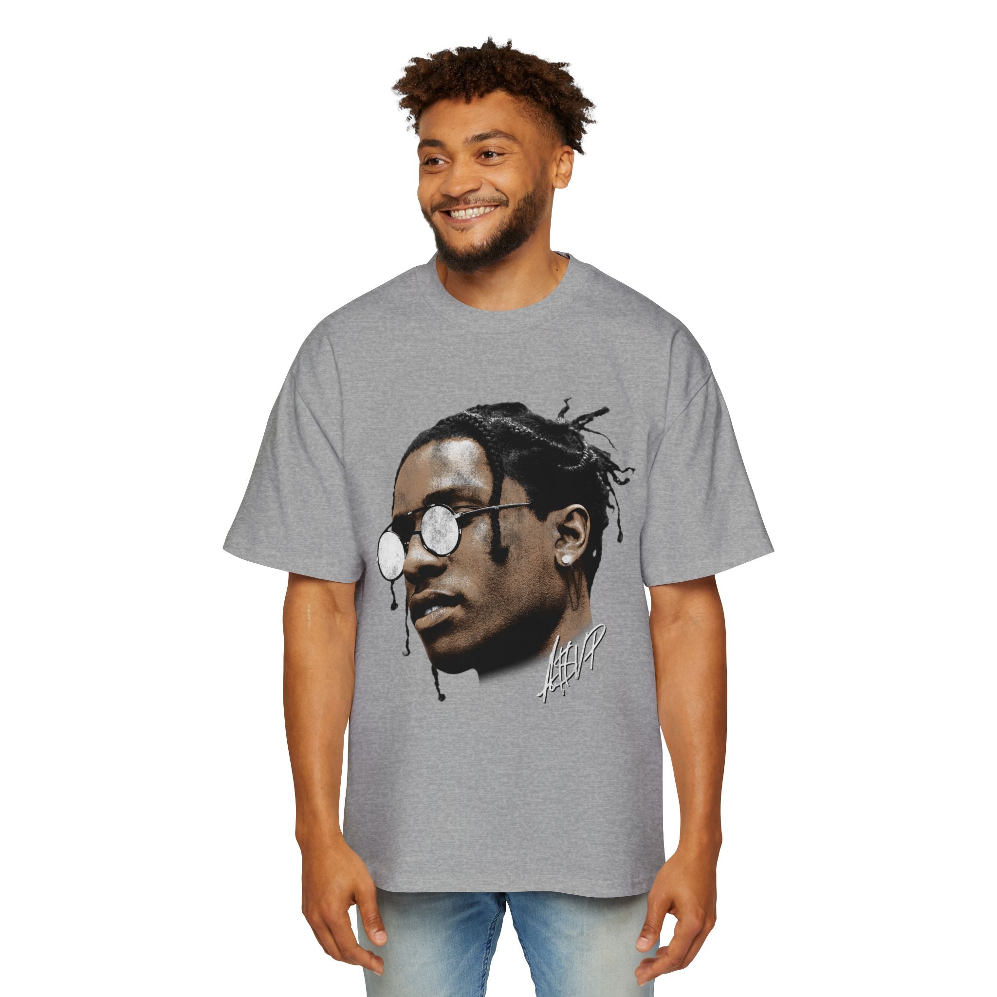 Oversized Tee with Cool Graphic Design – Trendy Streetwear Style