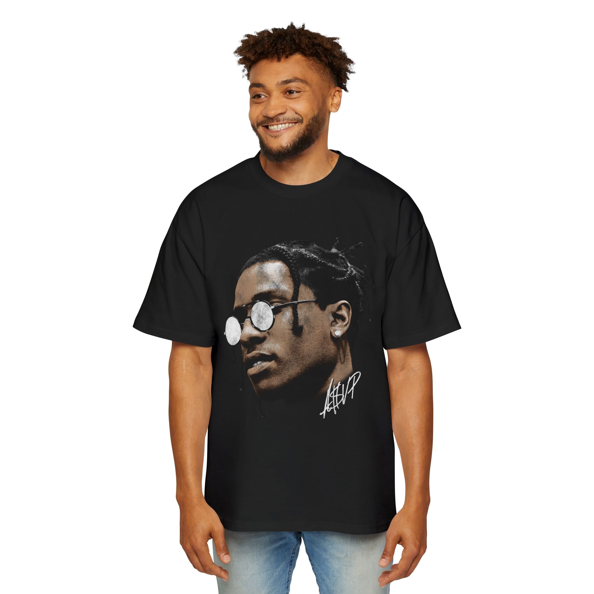 Oversized Tee with Cool Graphic Design – Trendy Streetwear Style