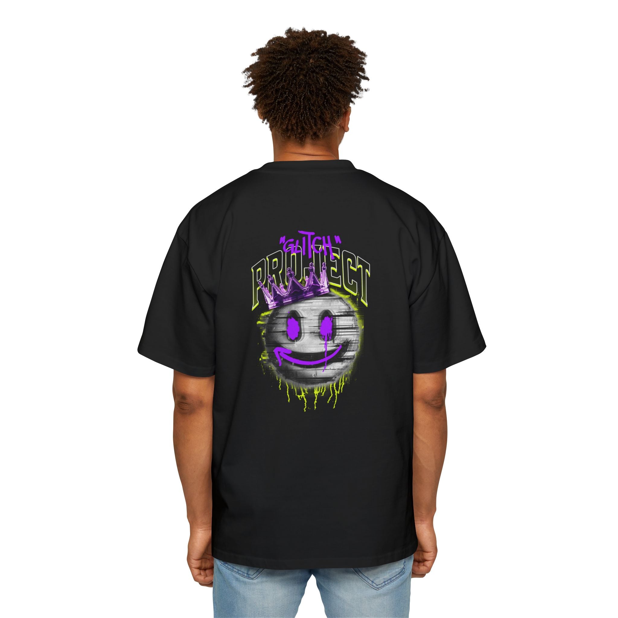 Oversized Graphic Tee with Smiley Design - Perfect for Casual Vibes and Streetwear Style.