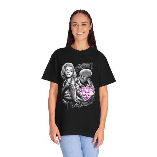 Gothic Vintage T-Shirt - Skeleton and Glamour Design, Grunge Apparel, Edgy Fashion, Perfect for Halloween, Unique Gift, Unisex Style